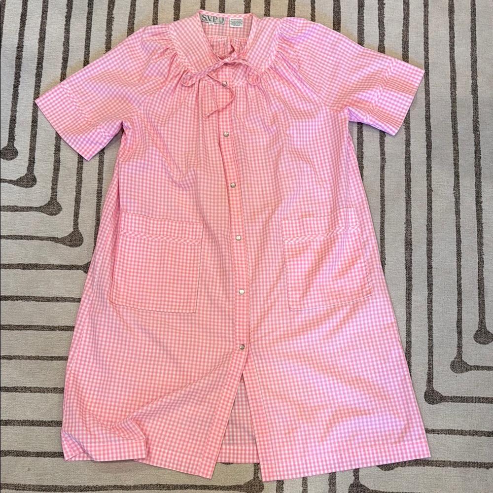 Vintage like-new Gingham Button-Up nightgown